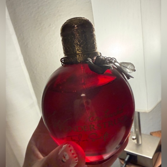 Enchanted wonder struck - Picture 4 of 5